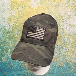Unisex Academy LTD American US Army flag cap.